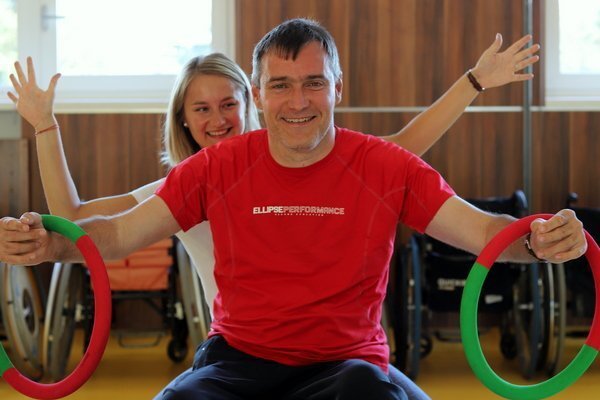 Honza - Taťka vytvářel různé přístroje a pomáhal mi rehabilitovat