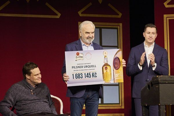 Převzali jsme šek s rekordní částkou