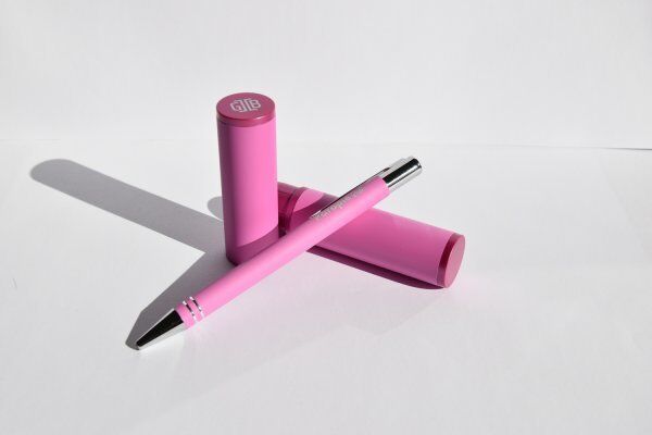 Napište to paraplecí tužkou