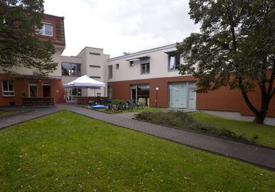 Budova a služba Centra Paraple