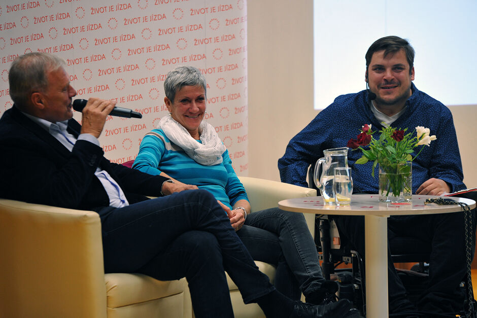 Host pod Parapletem - Květa a Zdeněk Peckovi