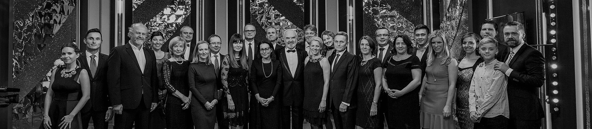 FIREMNÍ DÁRCOVSTVÍ