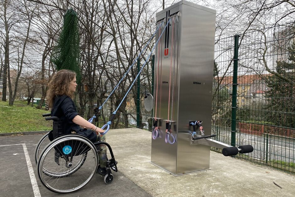 Venkovní posilovací stroj Ultina TOTEM 