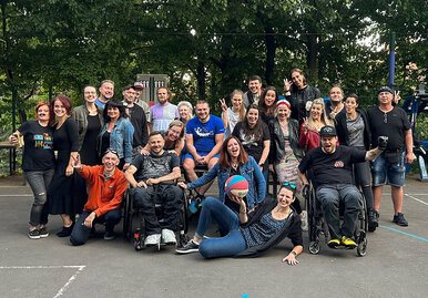 Teambuilding s rockovým a motorkářským námětem