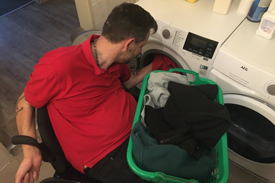 Ženské a mužské práce? Ne. Domácí práce jsou jen jedny