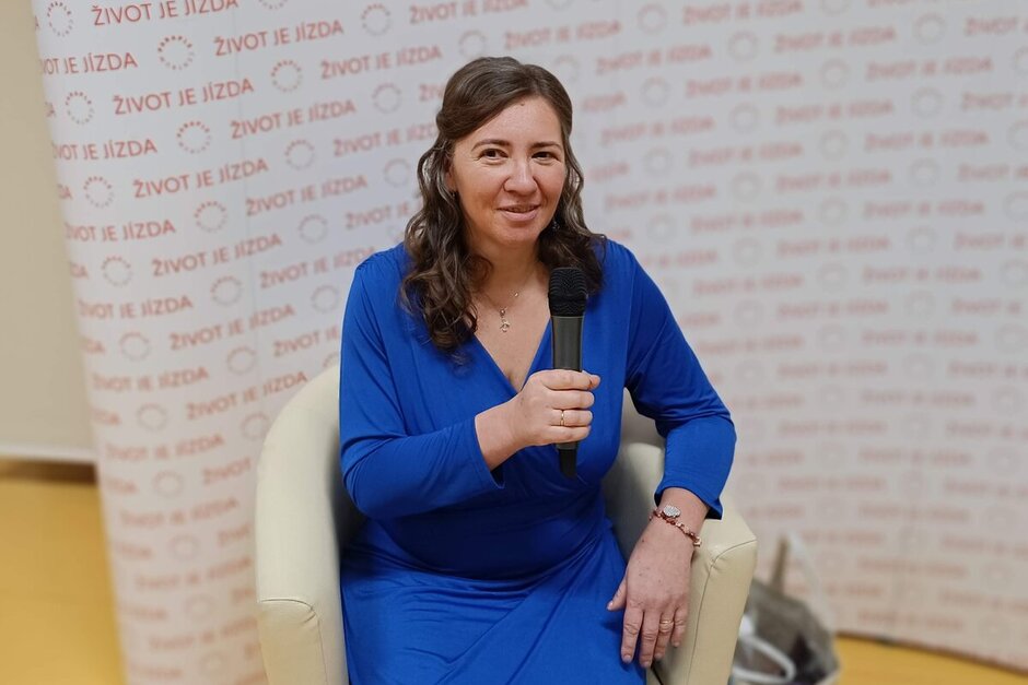 Host pod Parapletem - Petra Lecnarová