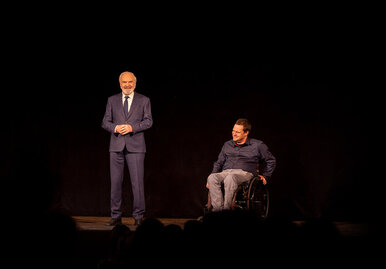 Divadelní představení pro Paraple