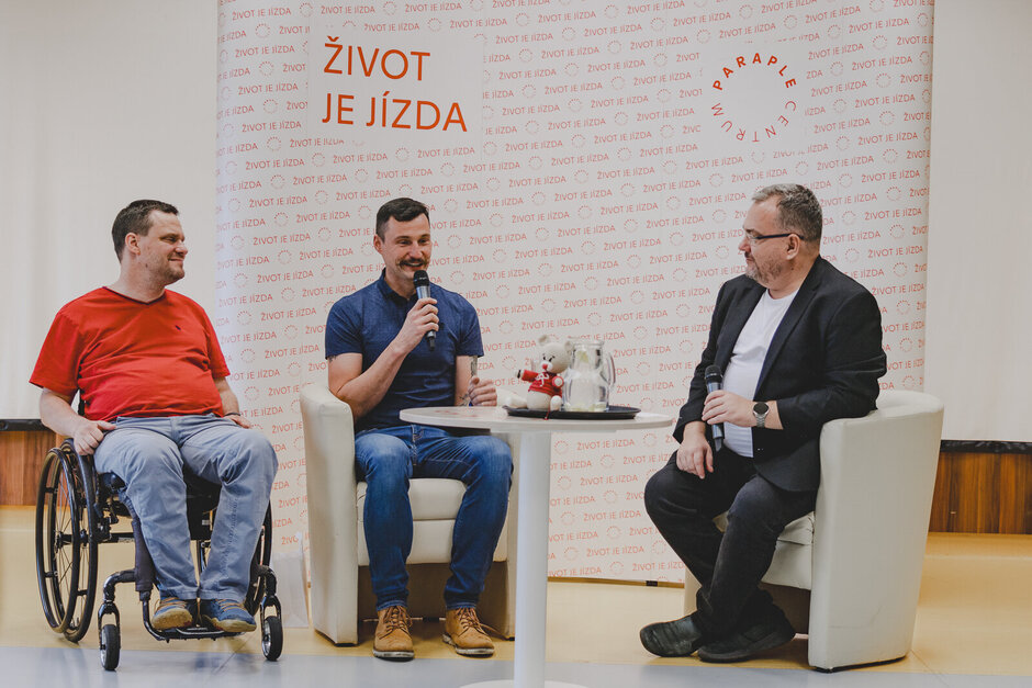 Škodovkou na Dakar. Výjimečný projekt podpoří Centrum Paraple