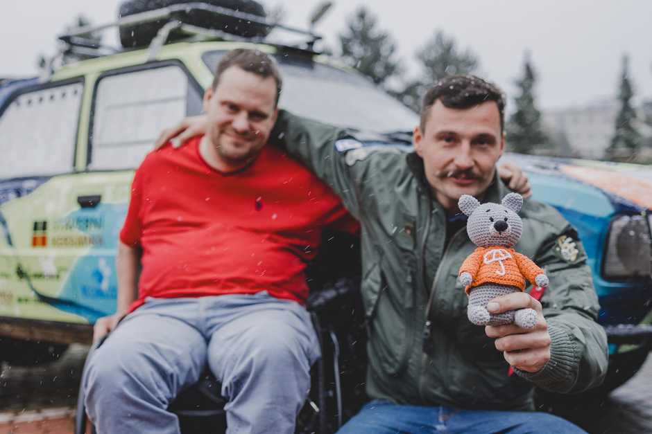 Přípravy na Dakar a parťák medvídek Knírek