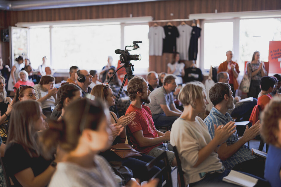 Host pod Parapletem - Alena a Bohumil Kábrtovi, Zdeňka Faltýnková, zakladatelé Centra Paraple