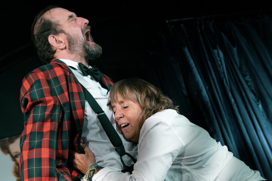 Charitativní divadelní představení Dvojka