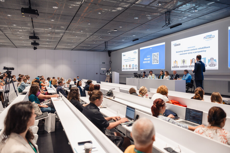 Fórum SCI Day o prevenci pádů, rehabilitaci a moderních technologiích
