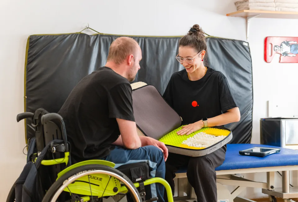 PARAPLE_26052026_WEBRESS_@jankantor114.jpg