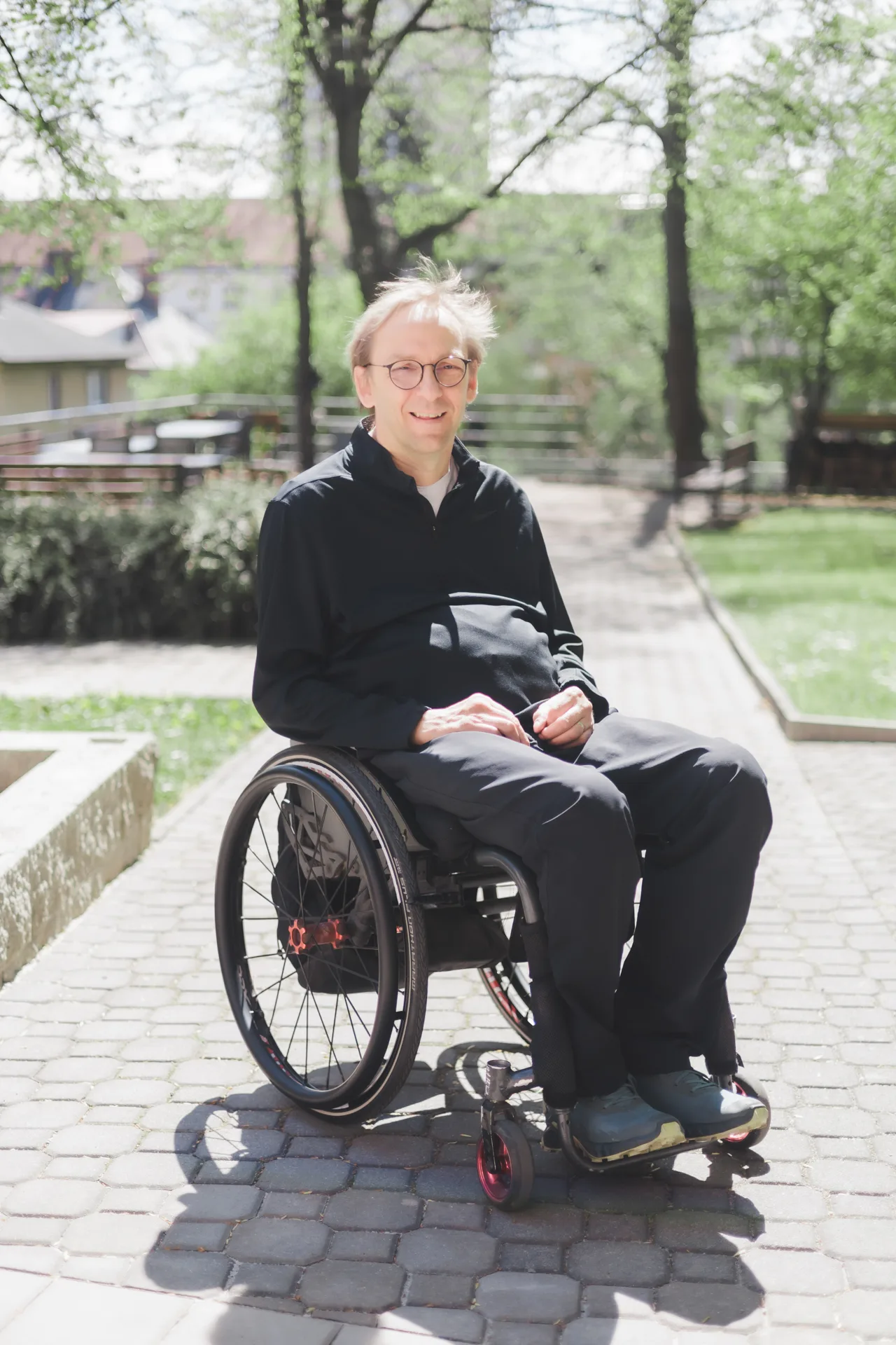 Paraple_Samozrejmosti_Jiri-Kaderavek_foto-Tereza-Veprekova_IMG_4714 kopie_full.jpeg